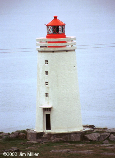 Lighthouse ©2002 Jim Miller - Canon Elan 7e, Canon 75-300mm USM, Fuji Superia 100